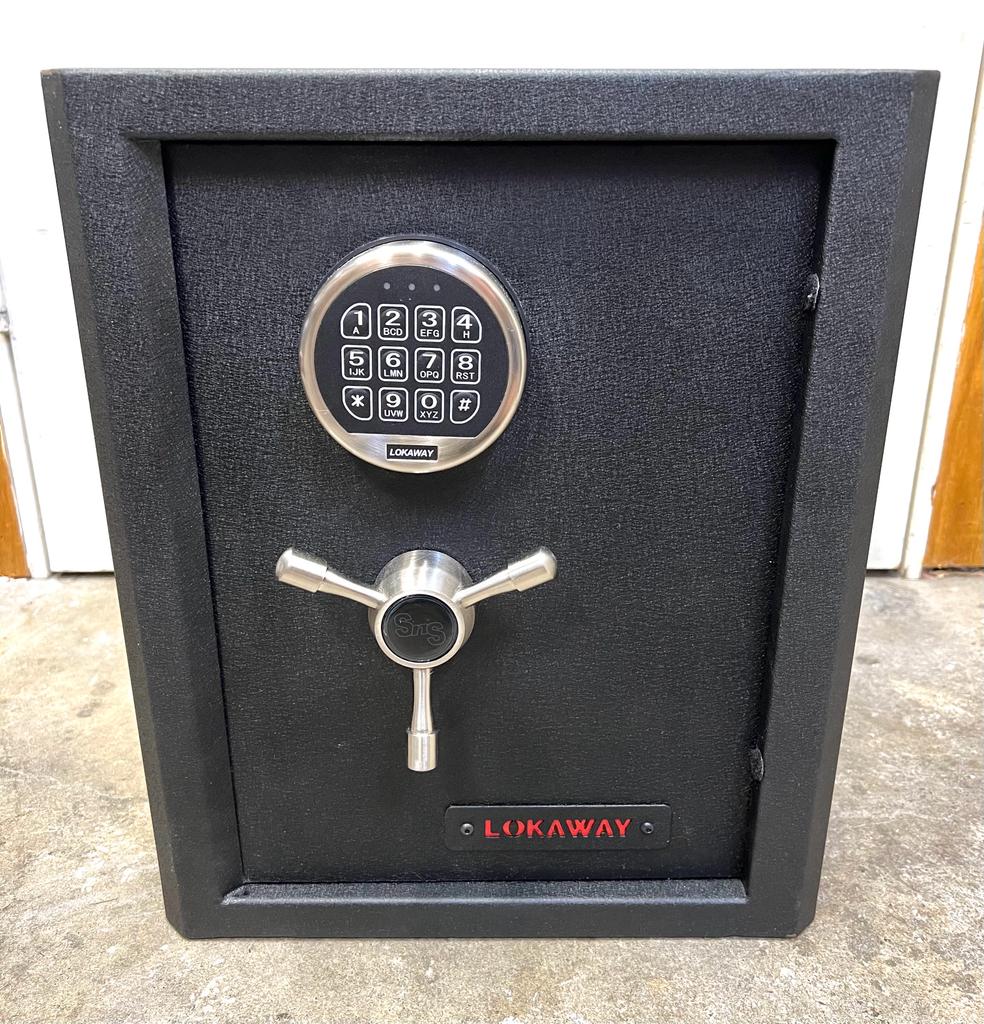 LOKAWAY GUN SAFE NEW UNUSED