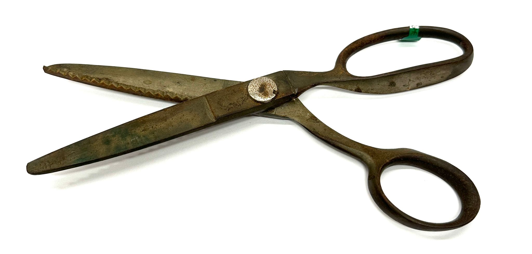 VINTAGE PINKING SHEERS