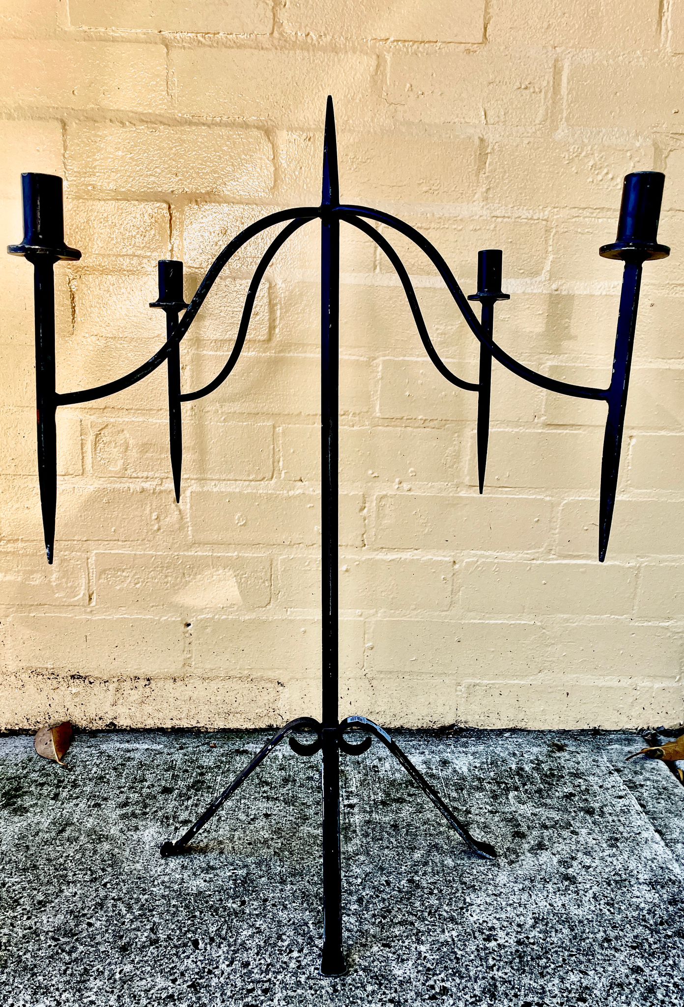 GOTHIC STYLE BLACK METAL 4 CANDELABRA ON 4 LEG STAND