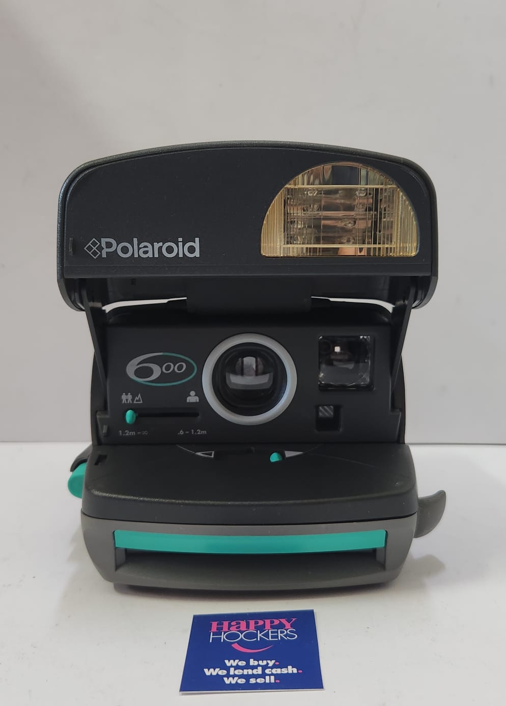 POLAROID CAMERA MODEL: 600