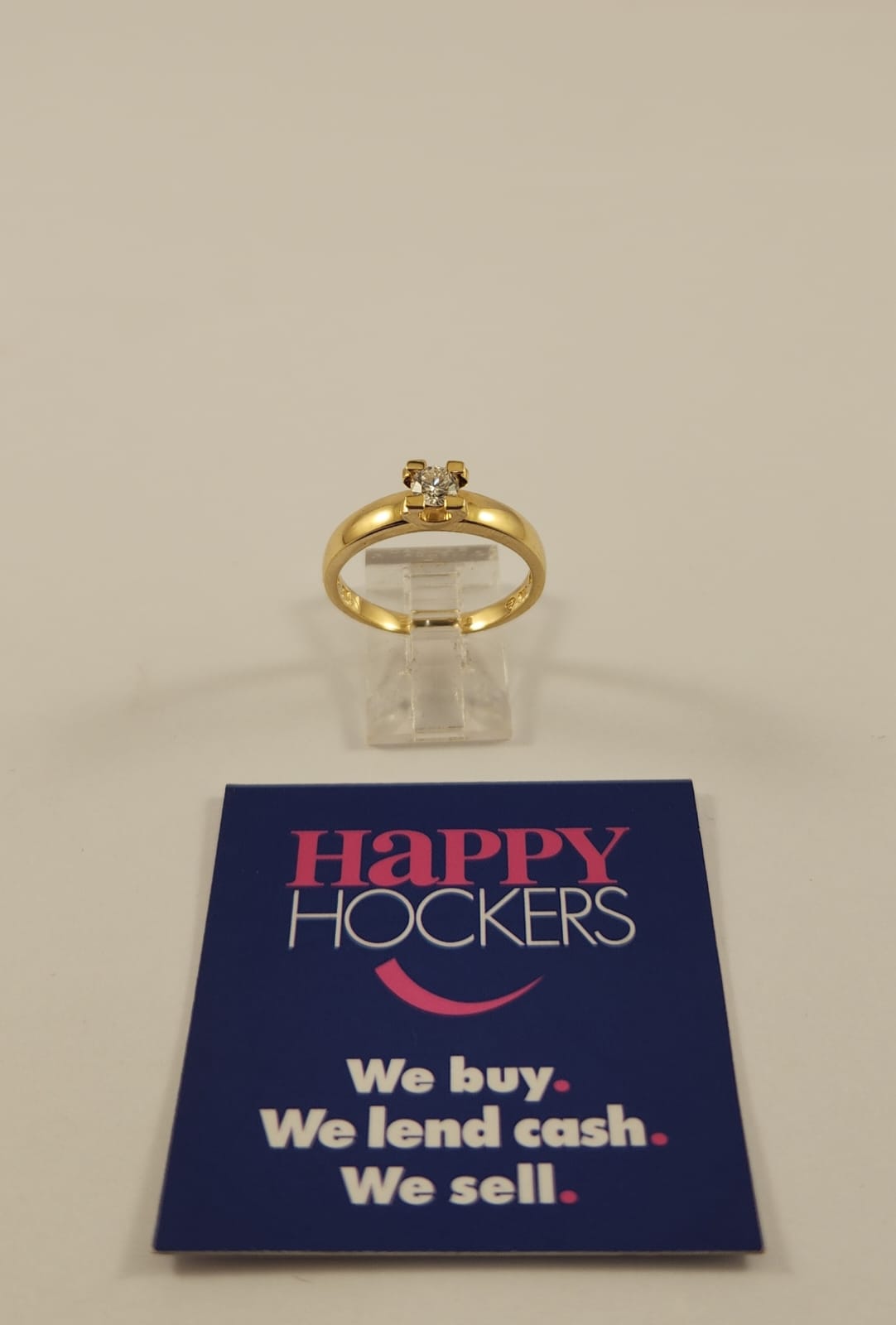 18CT YELLOW GOLD SOLITAIRE RING WITH 1 X 0.26CT DIAMOND
