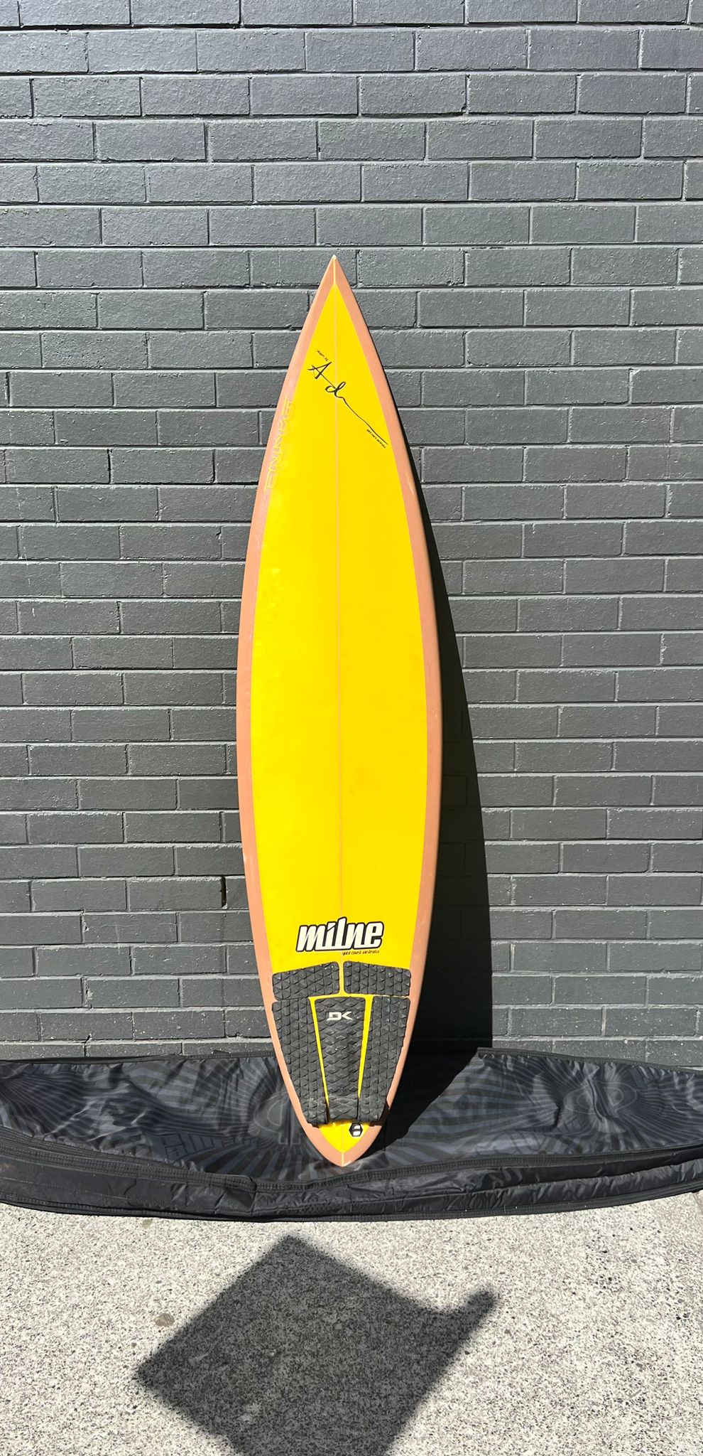 MILNE  6FT 7 THRUSTER SURFBOARD
