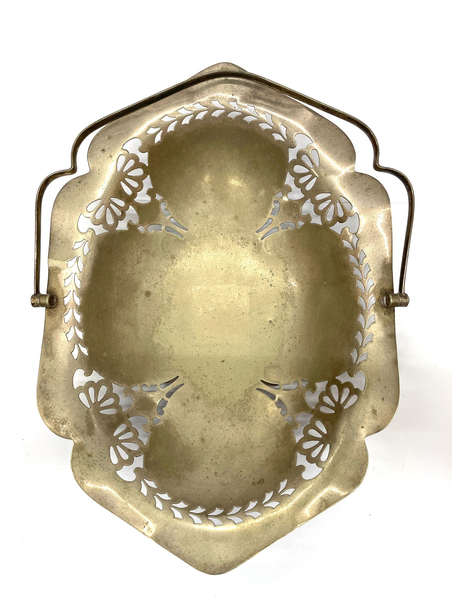 SILVER PLATED FRUIT DISH WITH FOLDING HANDLE MADE IN ENGLAND