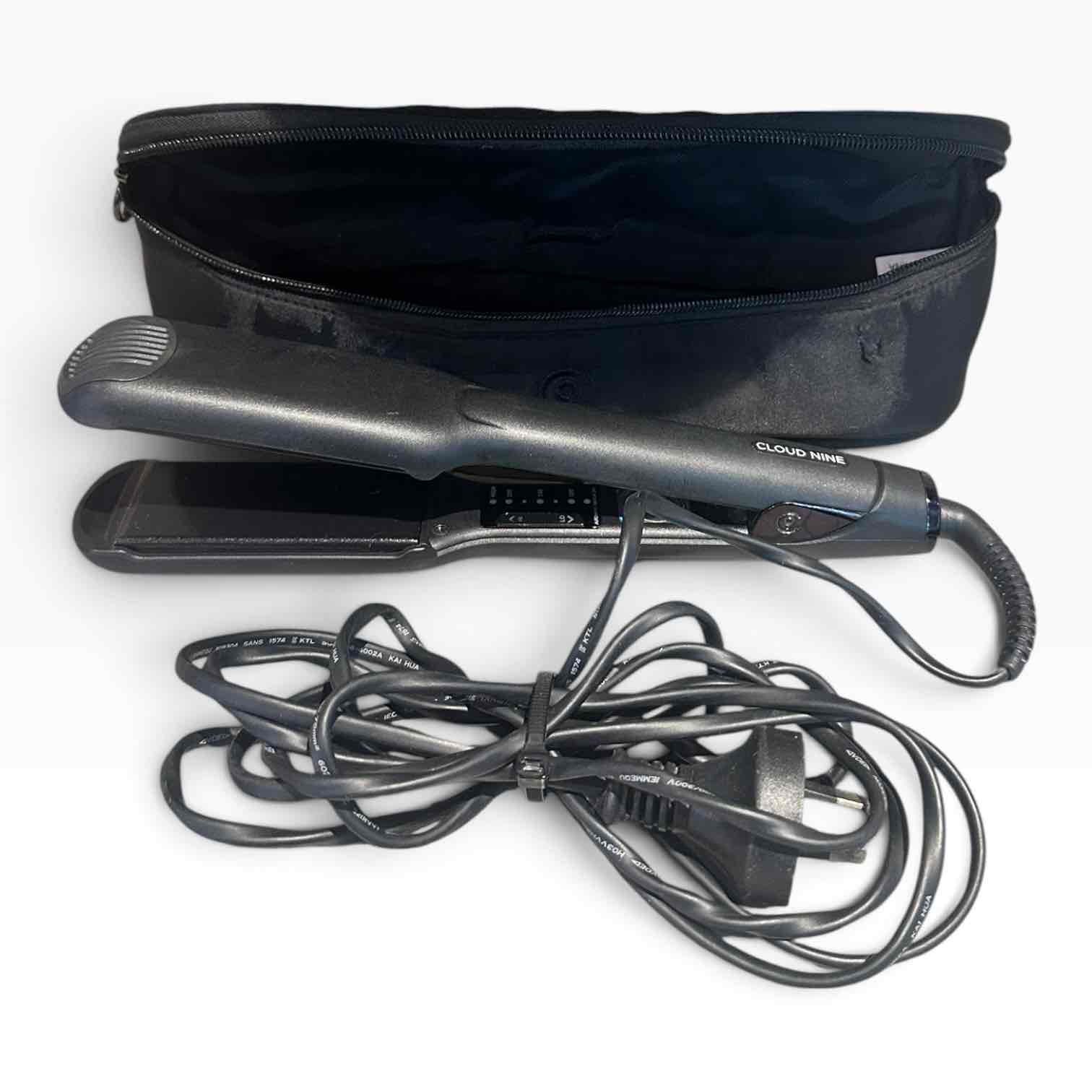 CLOUD NINE HAIR STRAIGHTENER