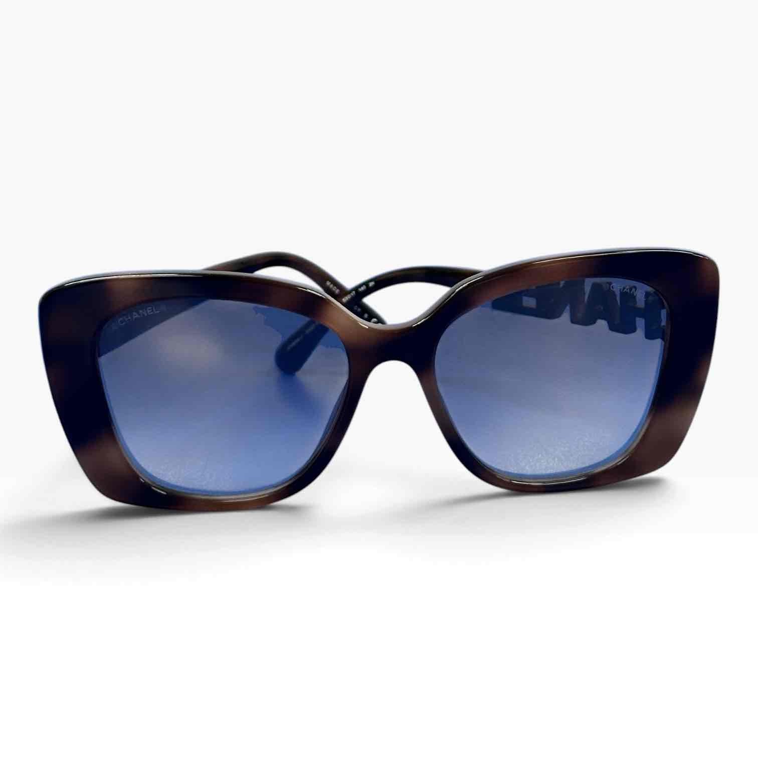 AUTHENTIC CHANEL 5422-B PILLOW GRADIENT SUNGLASSES WITH CASE