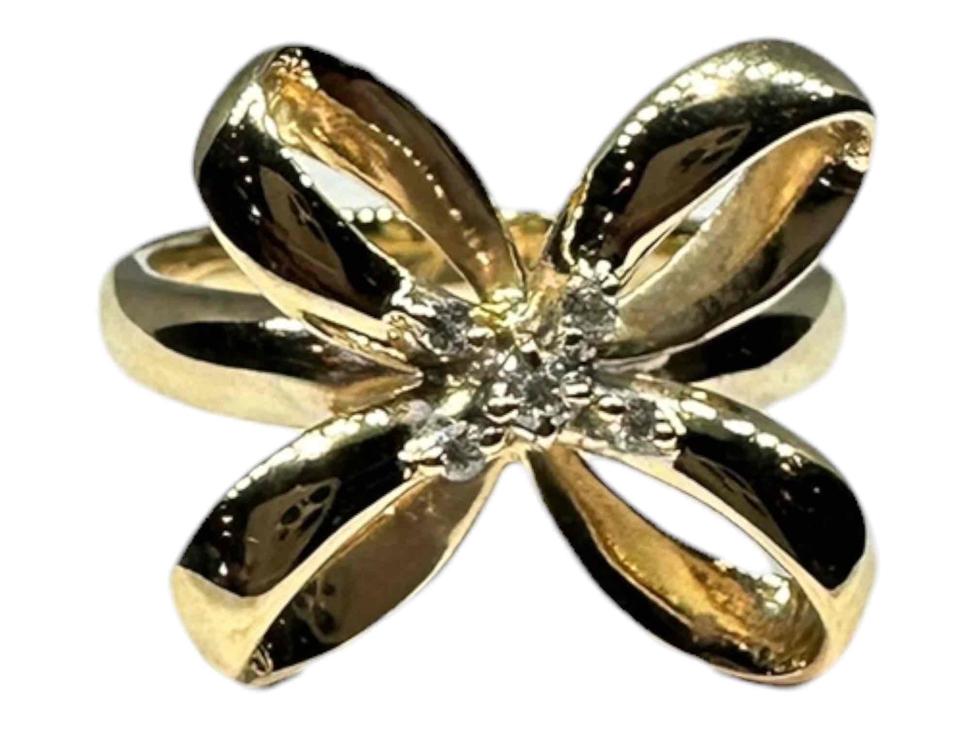 LADIES 9CT YELLOW GOLD TDW .02CTS