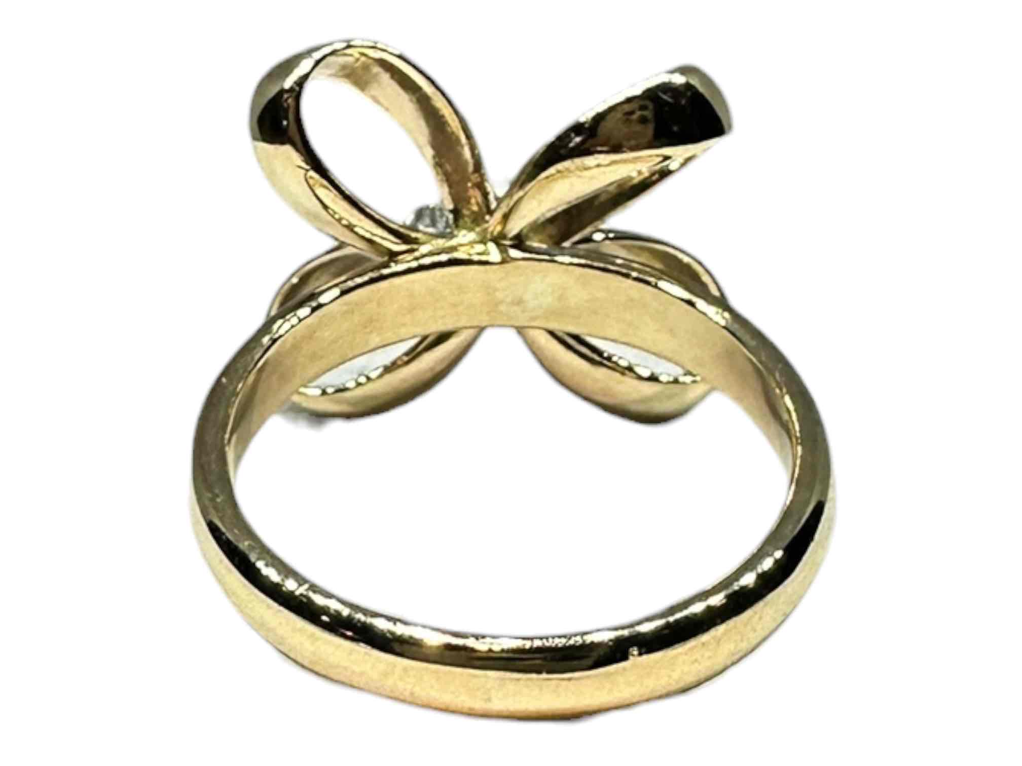 LADIES 9CT YELLOW GOLD TDW .02CTS