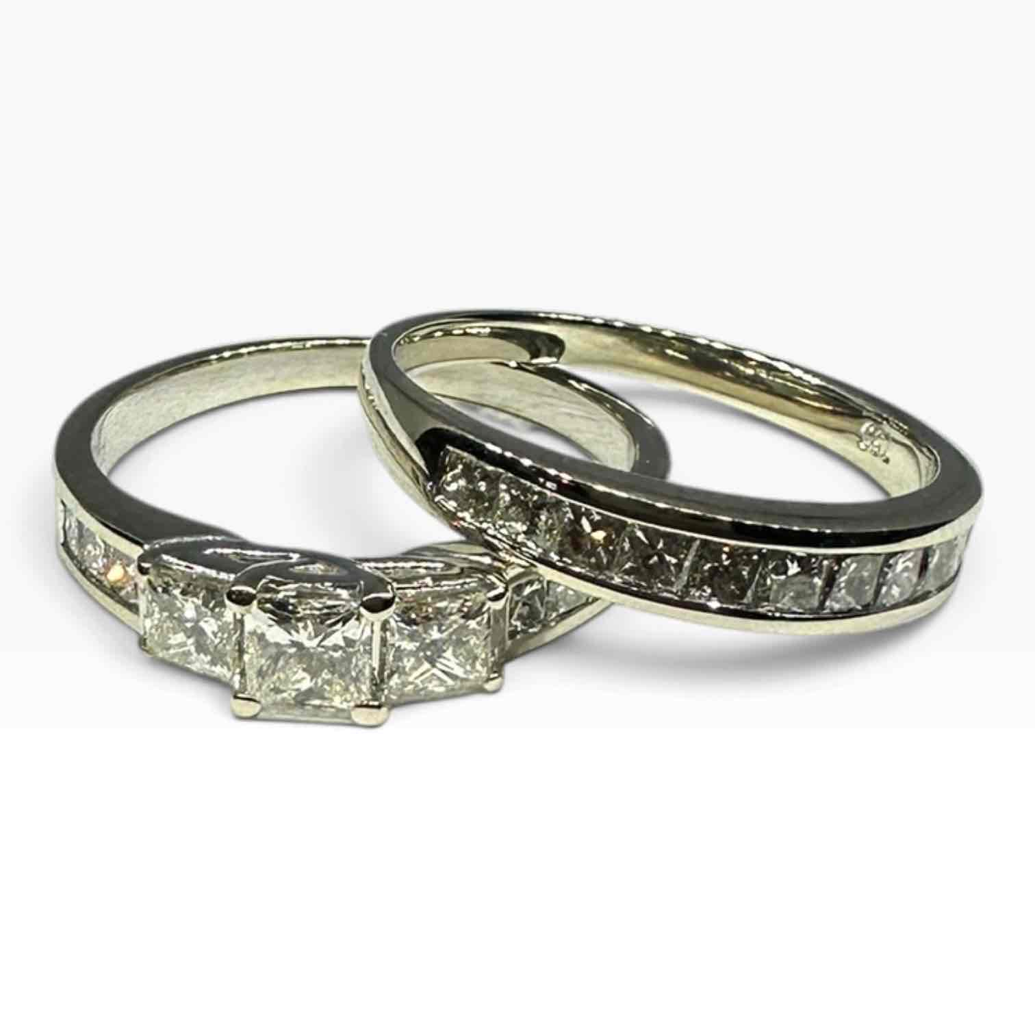 18CT WHITE GOLD RING 6.0GMS SET TDW 0.80CTS