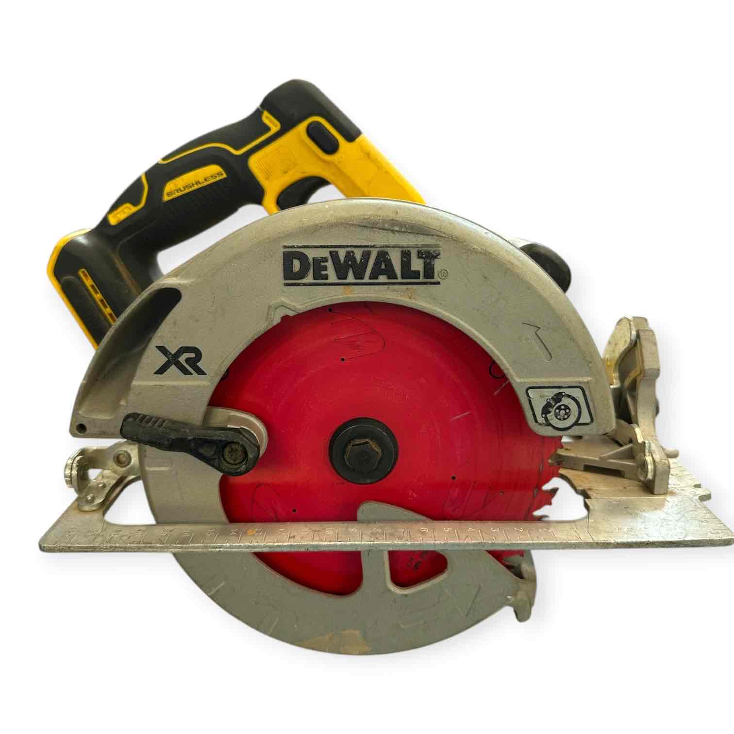DEWALT CIRCULAR SAW DCS570