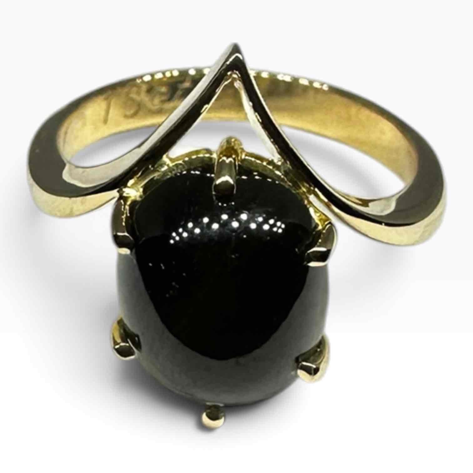 LADIES 18CT YELLOW GOLD RING WITH SAPPHIRE