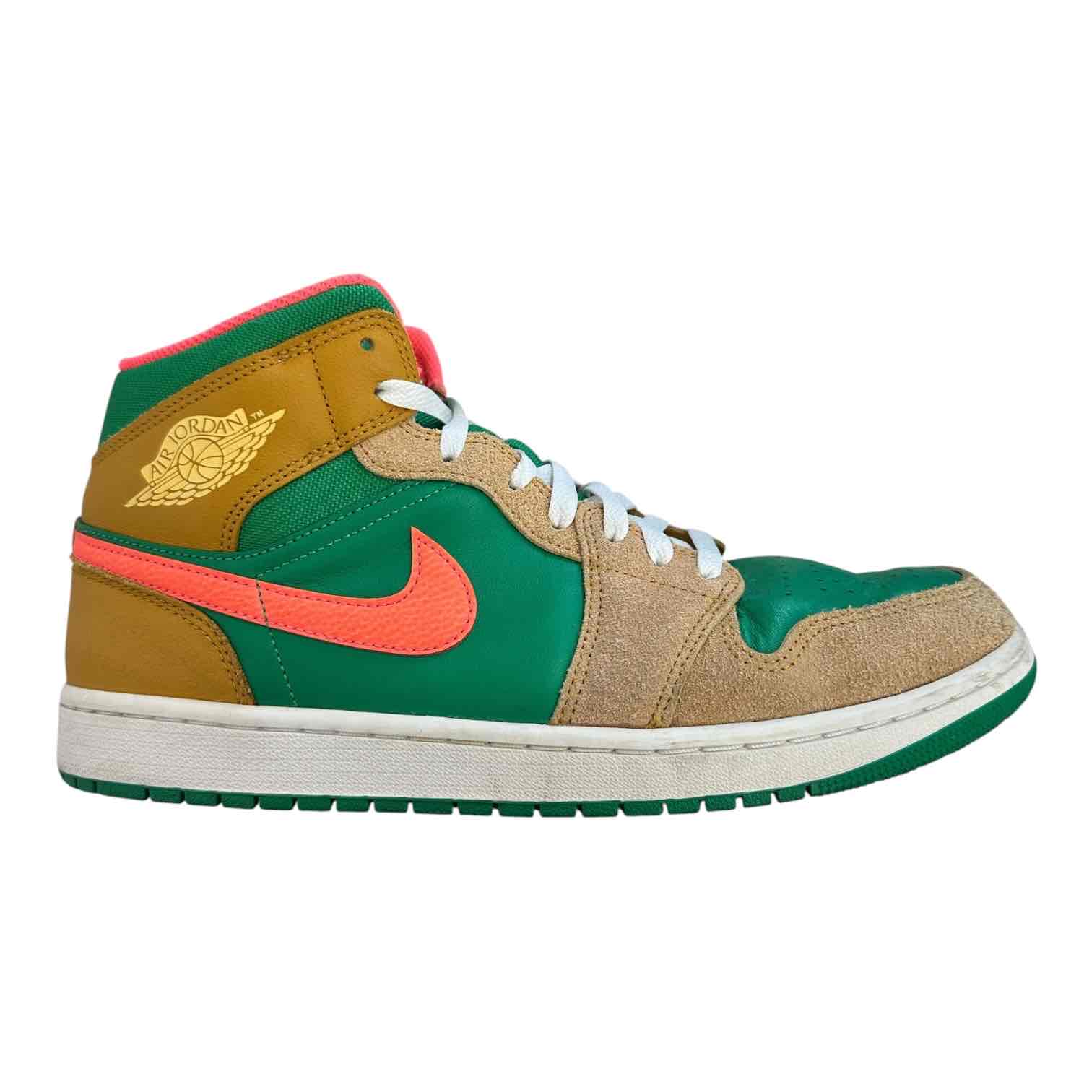 NIKE AIR JORDAN 1 SHOES SIZE 10.5