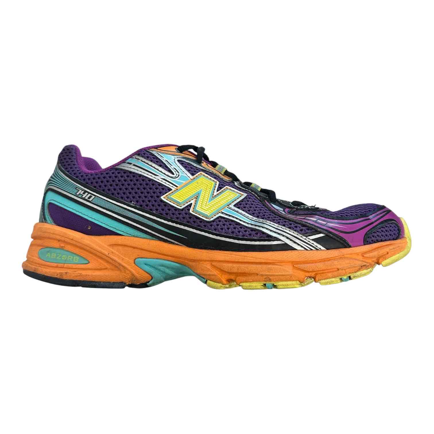 NEW BALANCE RUNNERS SHOES SIZE 11