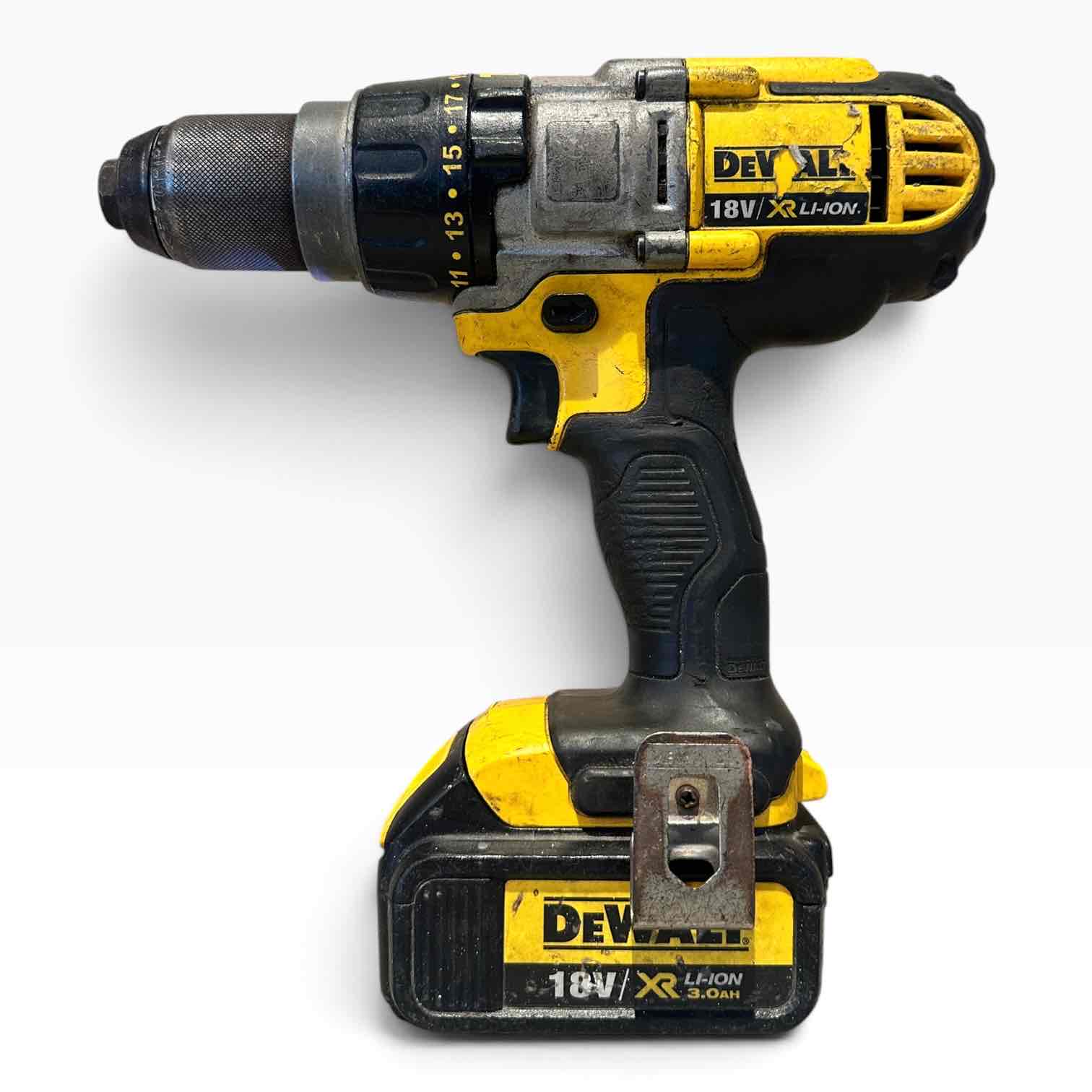 DEWALT HAMMER DRILL DCD985-XE WITH 3AH BATTERY