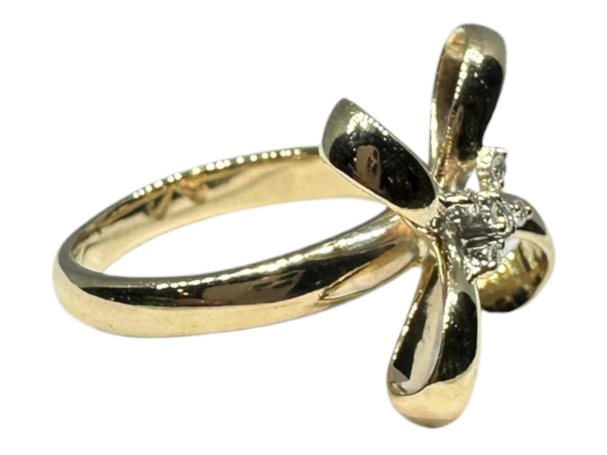 LADIES 9CT YELLOW GOLD TDW .02CTS